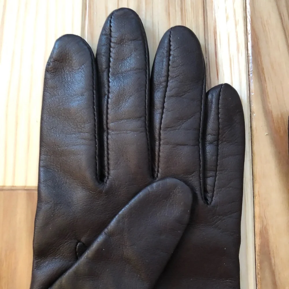 Bloomingdale’s Brown Leather Gloves
